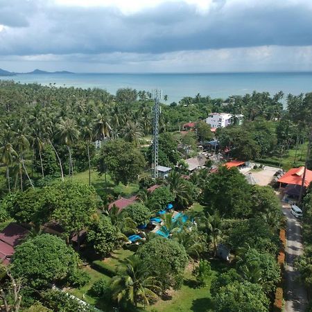 The Fisherman'S Chalet Natien Beach  Экстерьер фото