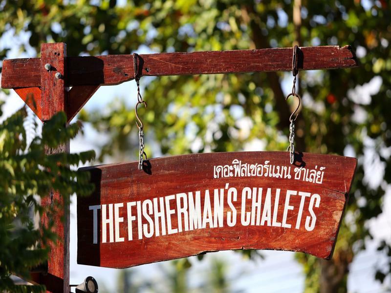 The Fisherman'S Chalet Natien Beach  Экстерьер фото